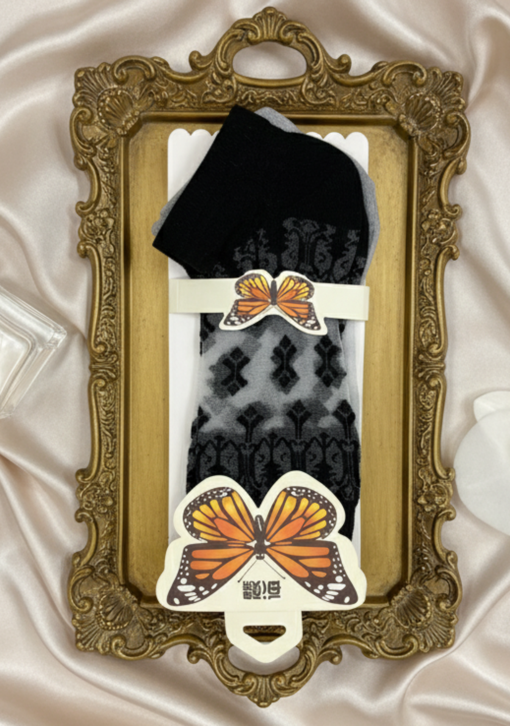 Elegant Butterfly Lace Socks – 5 Colors